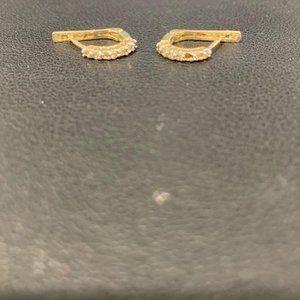 Gold Earrings/10K Diamond Gold Earrings